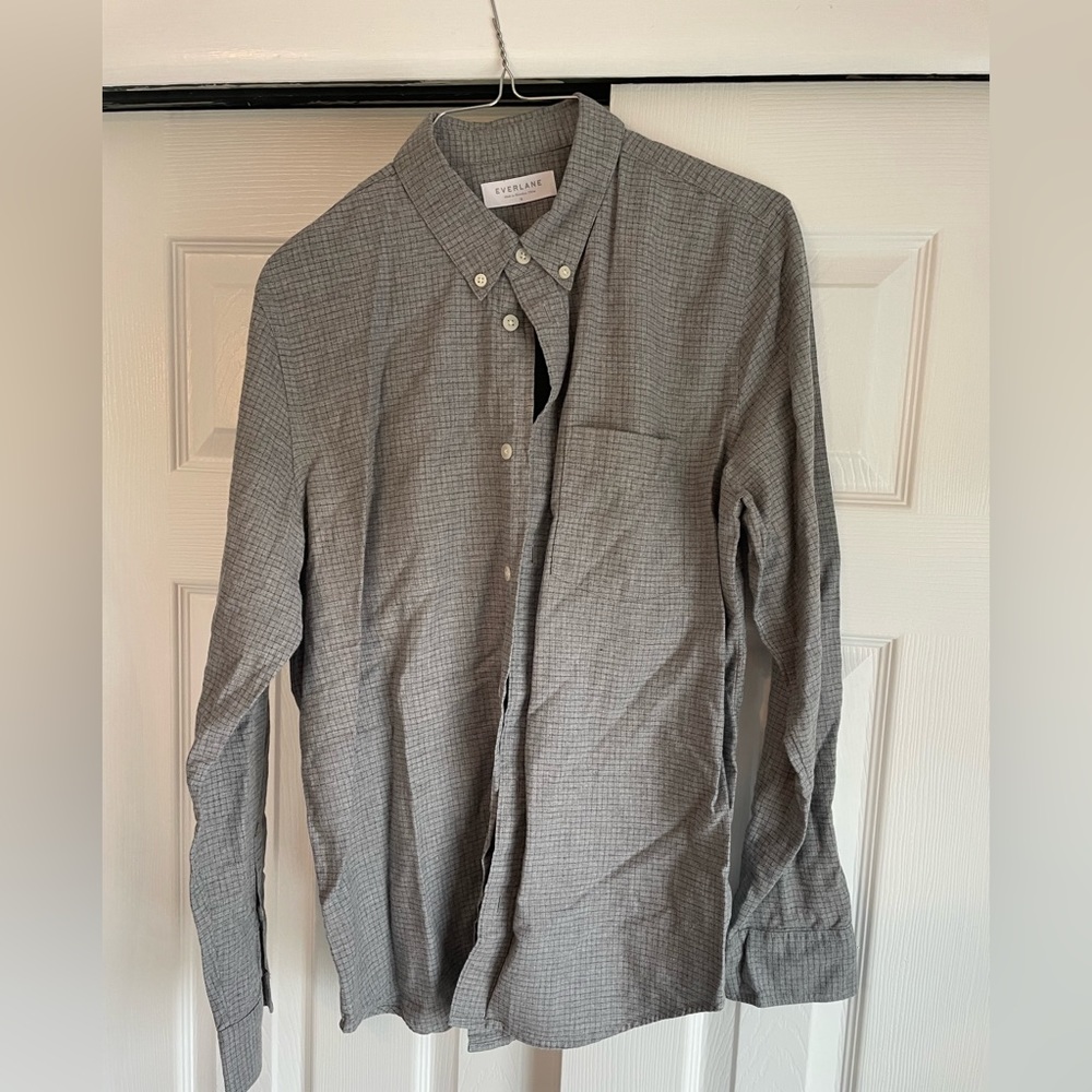 Mens causal button down shirt